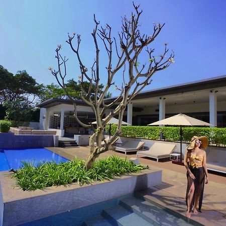 Hotel Blvd Club - Near Bengaluru Airport à Settahalasūr Extérieur photo